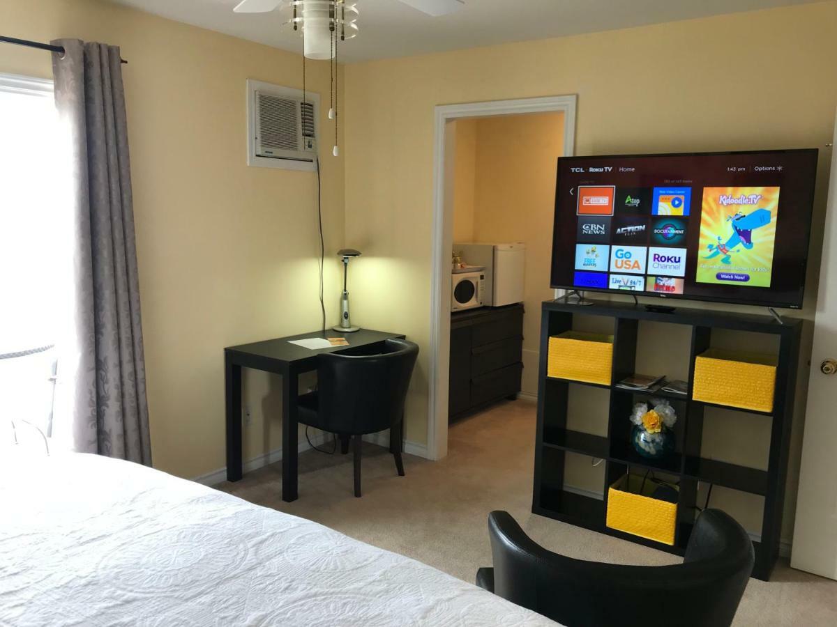 Acker Vacation Rentals Келоуна Екстер'єр фото